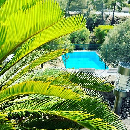 VUEMER Bandol - Appartement avec GRANDE TERRASSE de 45m2 VUE MER - PISCINE - PARKING Extérieur photo